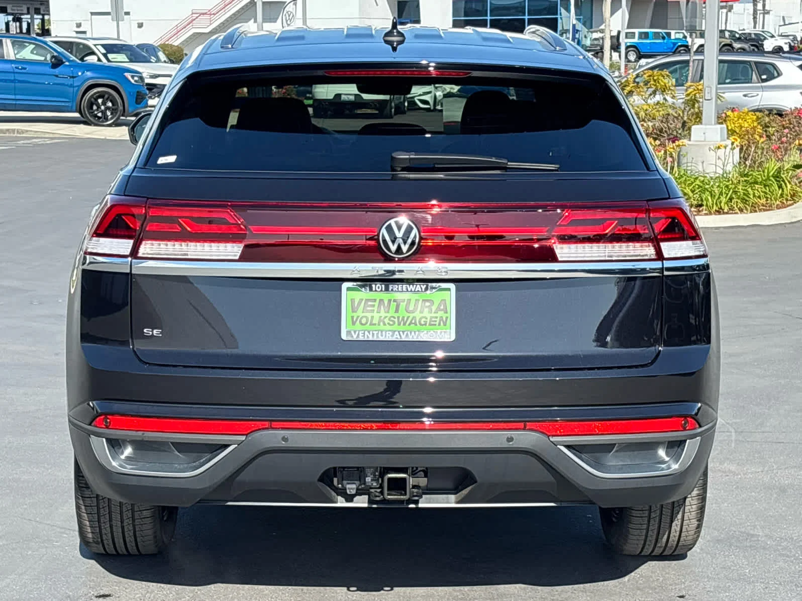 New 2026 DEEP BLACK Volkswagen 2.0T SE w/Technology image 4