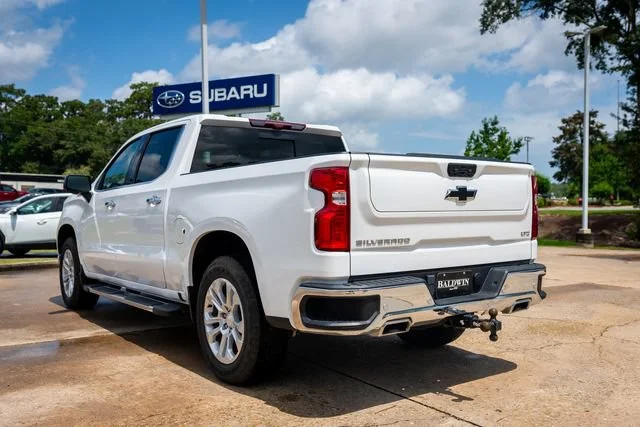 Used 2024 Summit White Chevrolet LTZ image 4