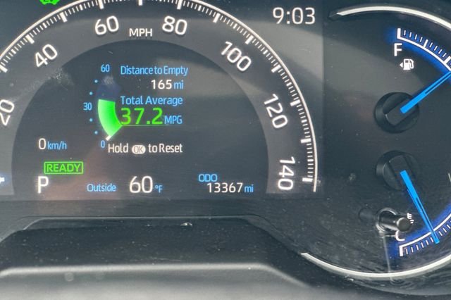 Used 2024  Toyota XLE Premium image 35
