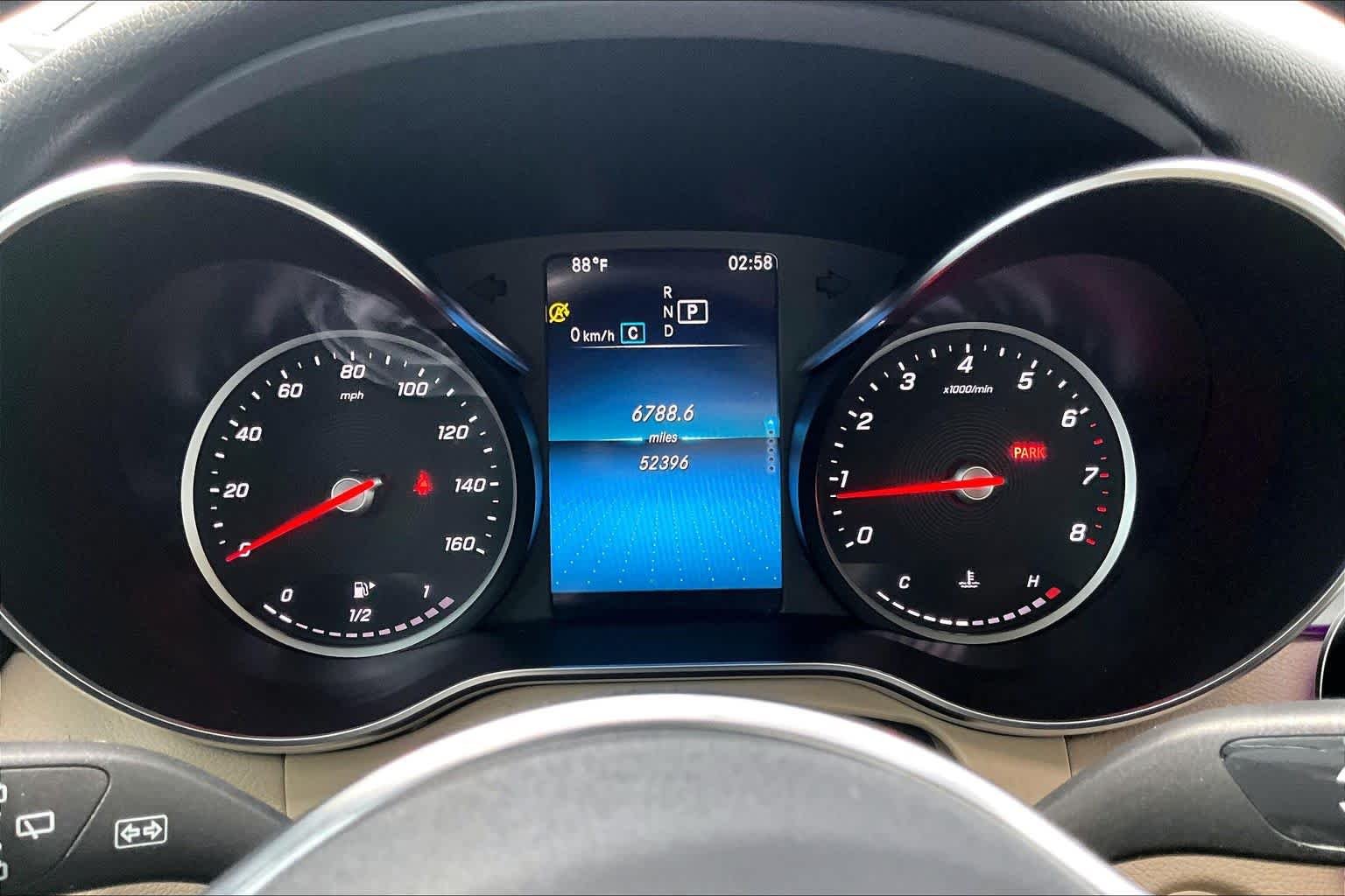 Used 2020 Selenite Grey Metallic Mercedes-Benz GLC 300 image 27