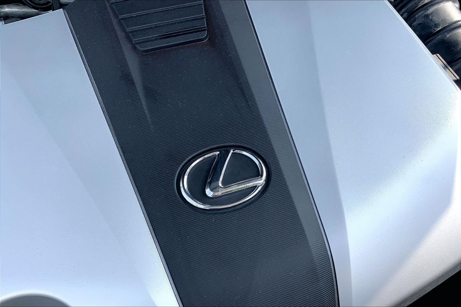 Used 2021 Green Lexus 350 image 31