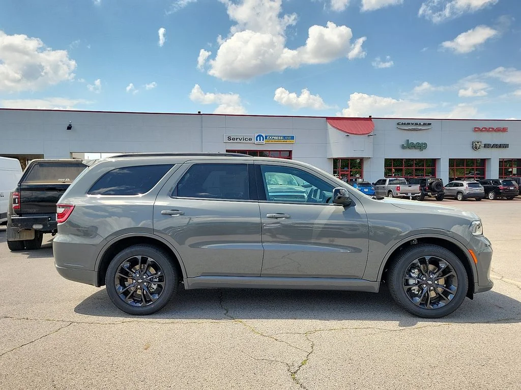 New 2026 Destroyer Gray Clear-Coat Exterior Paint Dodge GT image 6