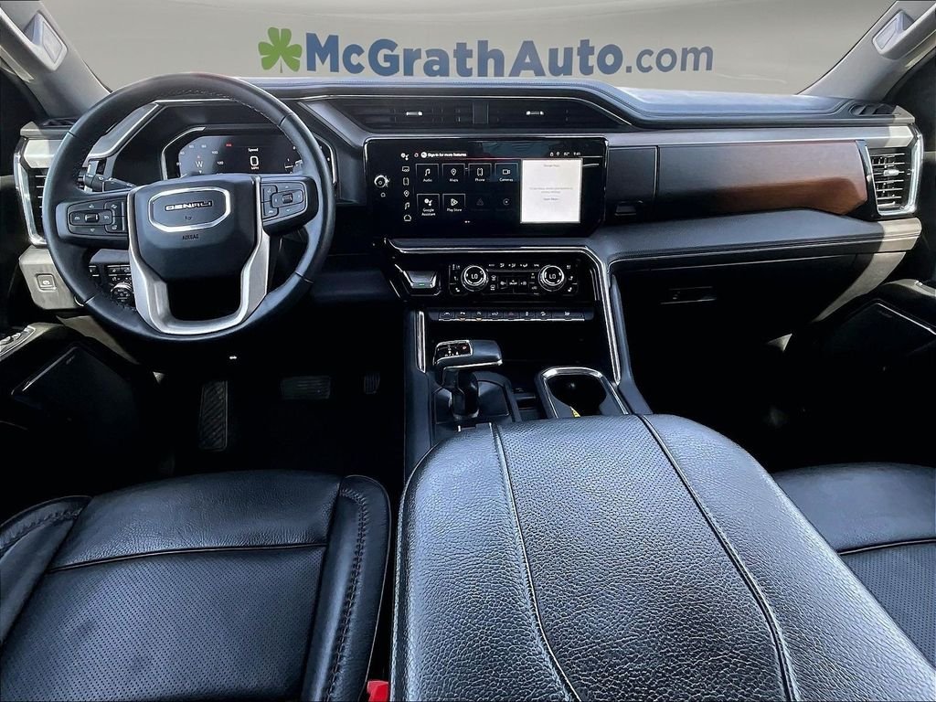 Used 2024 Silver GMC Denali image 9