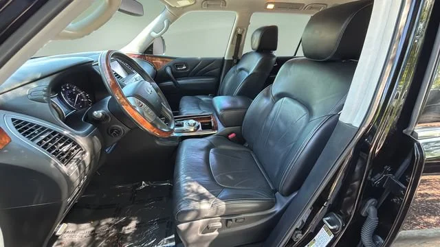 Used 2017 Black INFINITI NA image 17