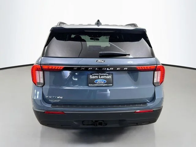 New 2027 Vapor Blue Metallic Ford Active image 6