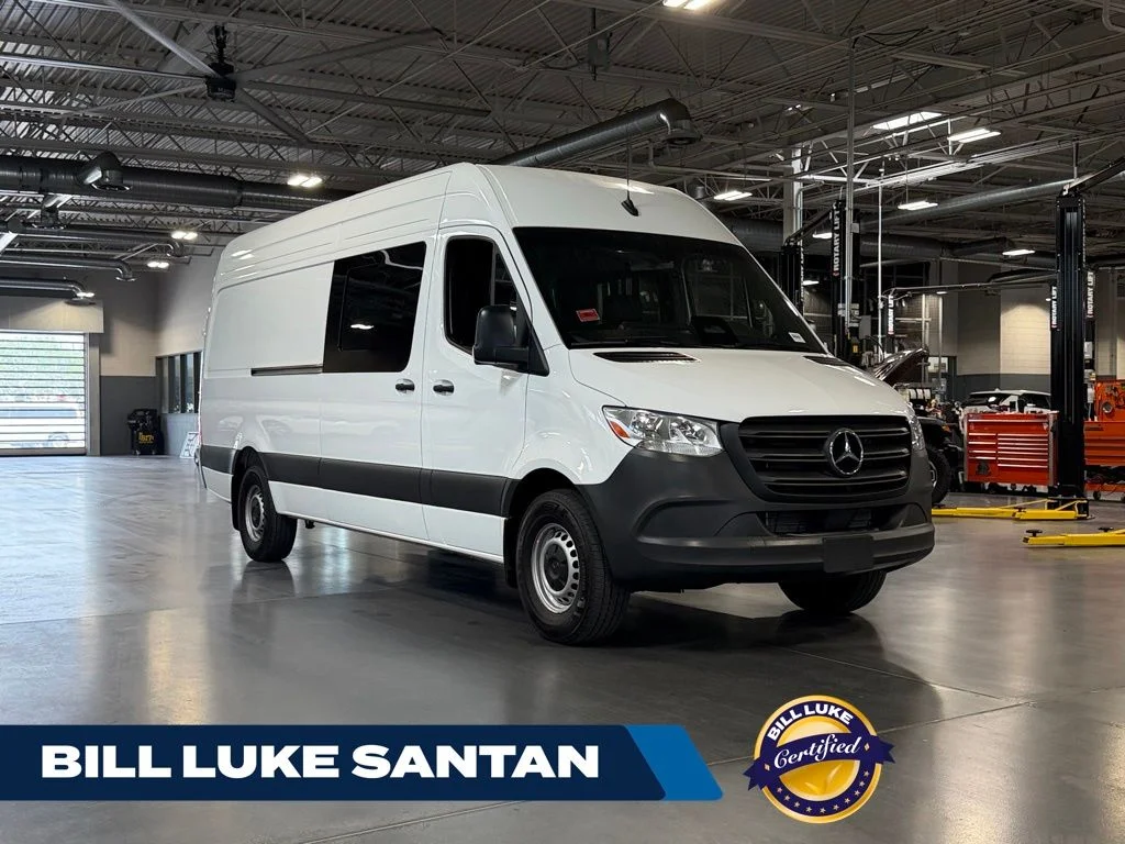 2025 Mercedes-Benz Sprinter 2500 170 WB High Roof's photo