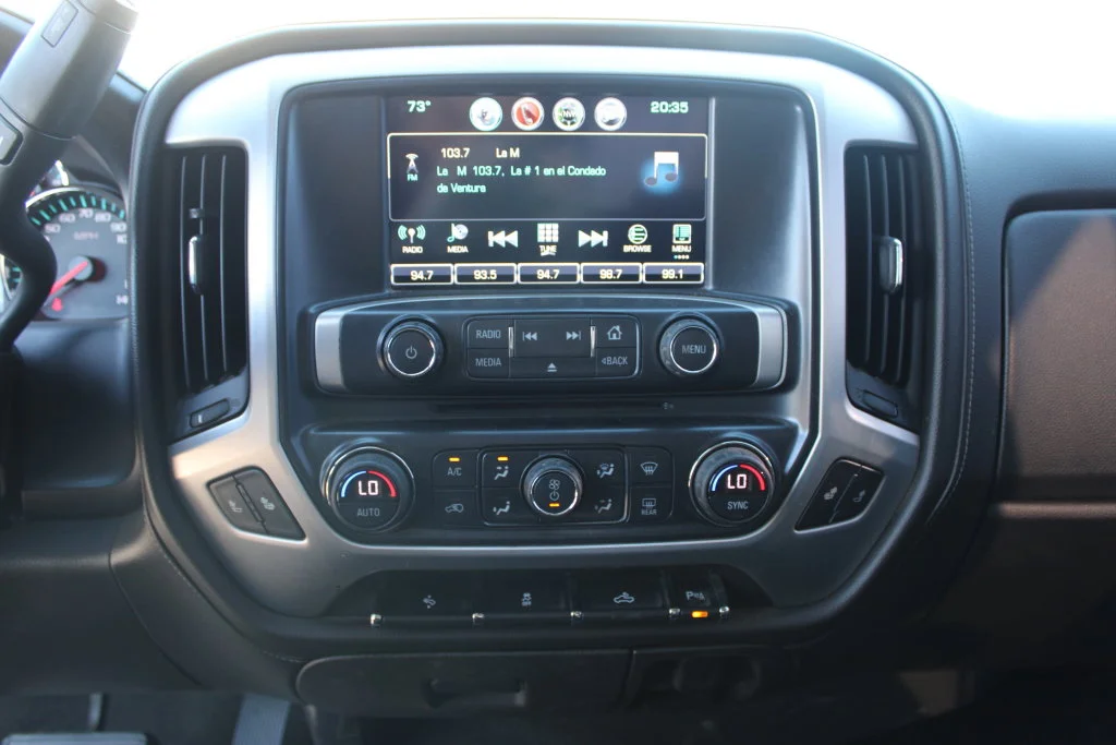Used 2017 Black GMC SLT image 22