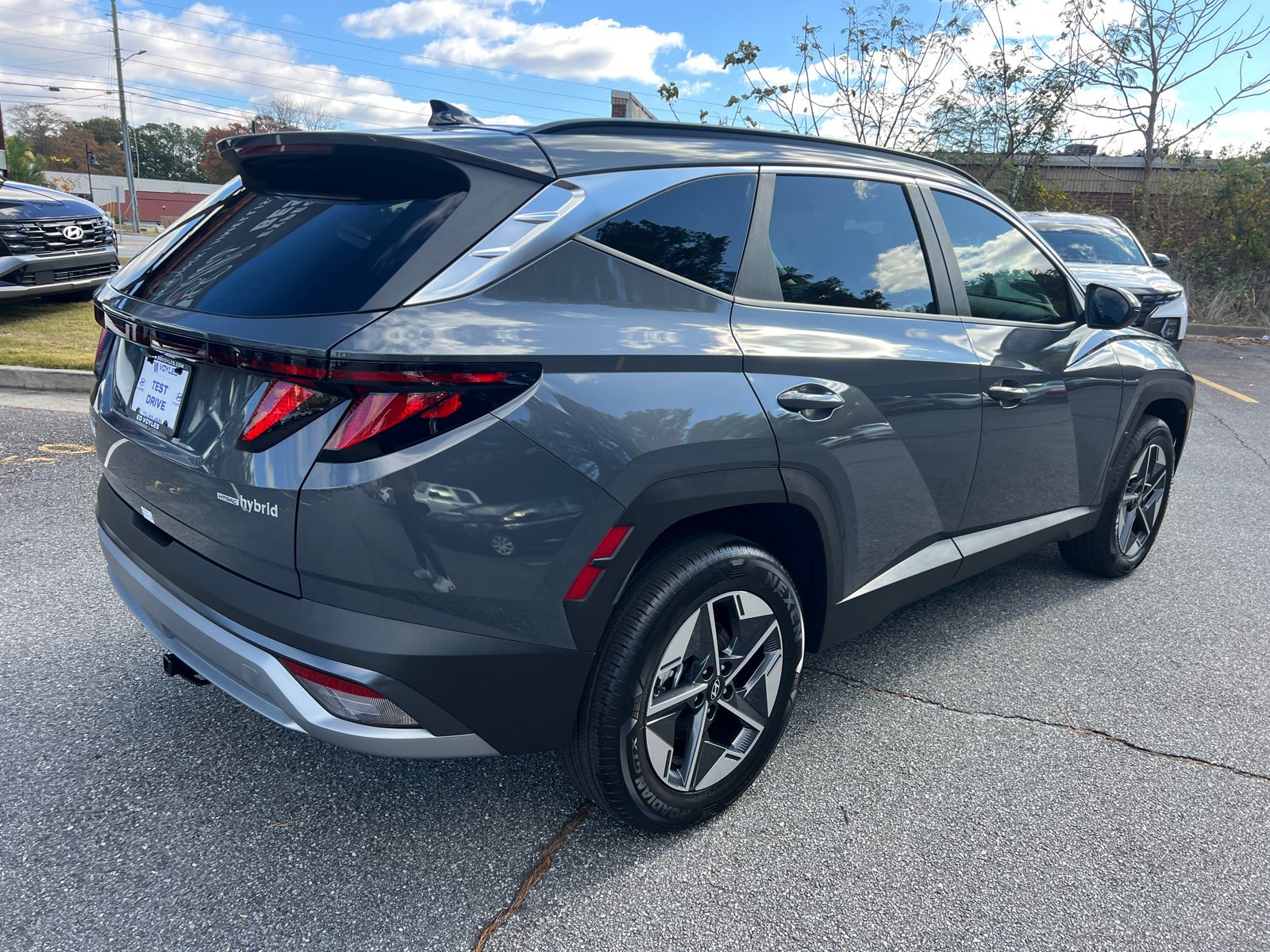 New 2026 Ecotronic Gray Hyundai SEL image 5