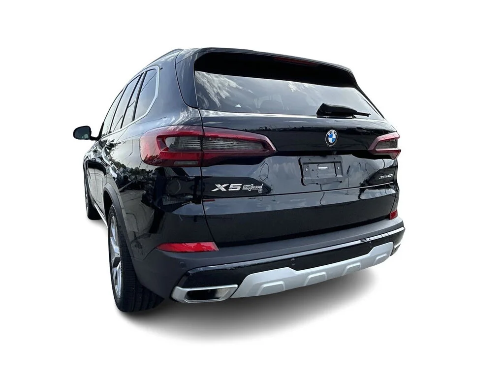 Used 2023  BMW xDrive40i xDrive40i   Low Mileage   Dilawri Certif image 11