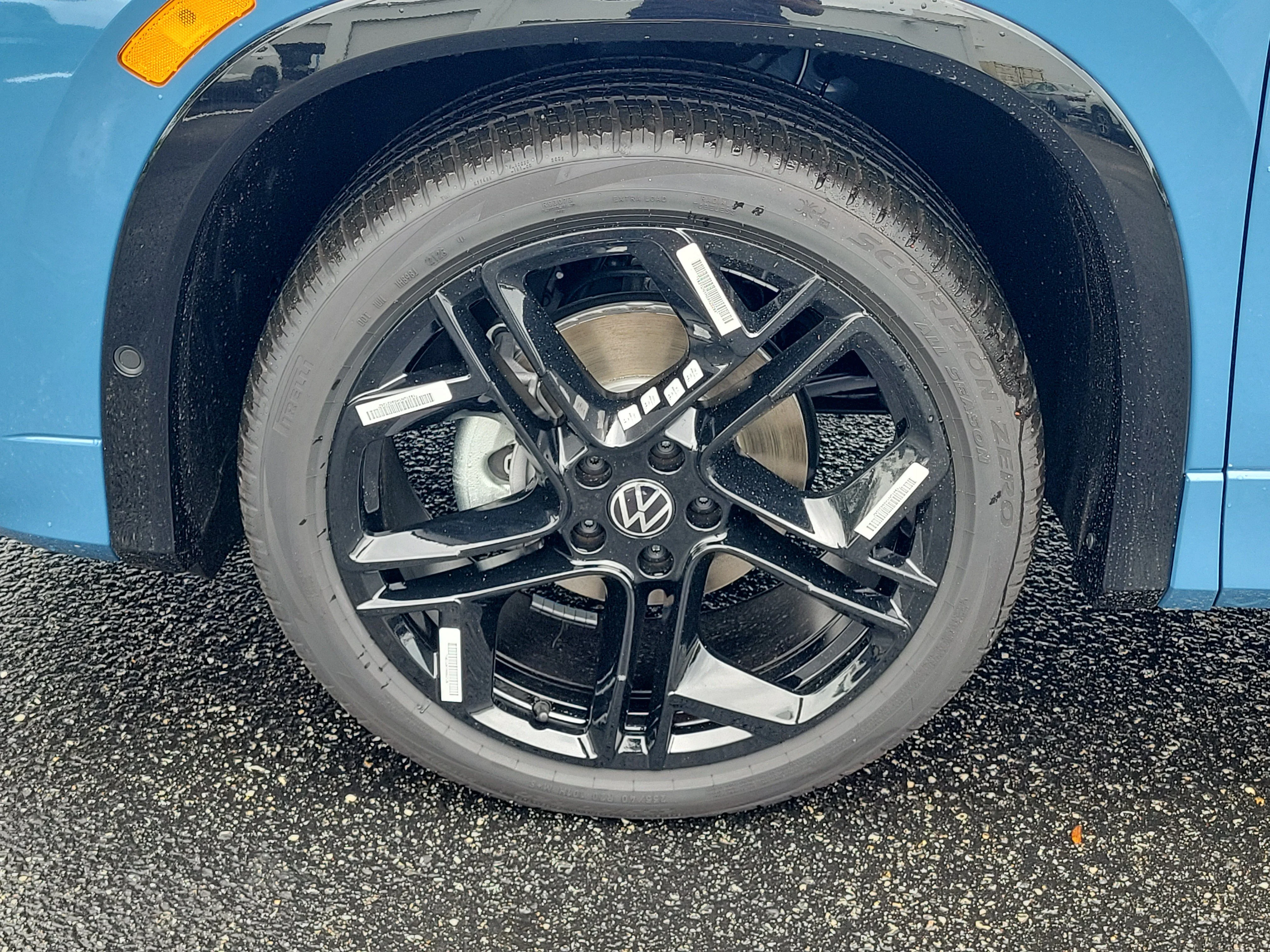 New 2026 Blue Volkswagen 2.0T SE R-Line Black image 29