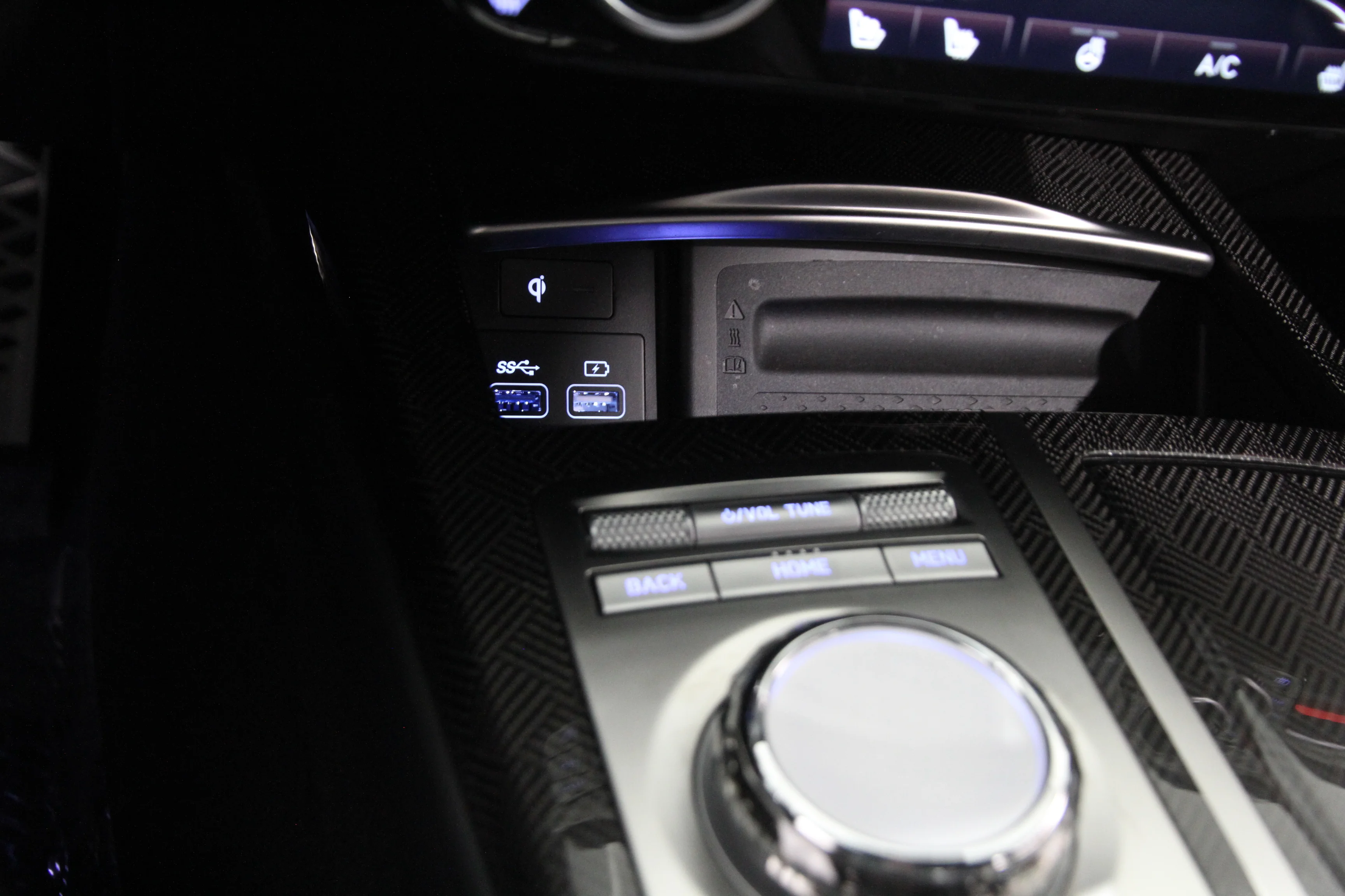 Used 2024 Uyuni White Pearl Metallic Genesis 3.5T Sport image 17