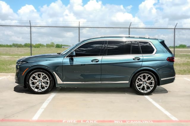 Used 2023 Blue BMW xDrive40i image 12
