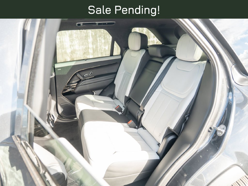 Used 2025 Gray Land Rover Autobiography image 36