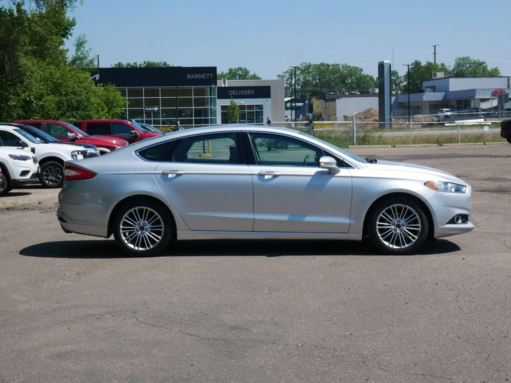 Used 2016 Ford Fusion SE with VIN 1FA6P0HD5G5128265 for sale in White Bear Lake, Minnesota
