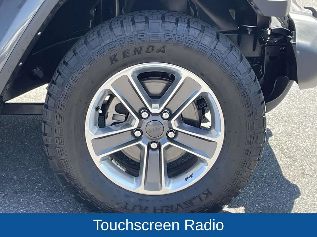 Used 2021 Gray Jeep Unlimited Sahara image 10