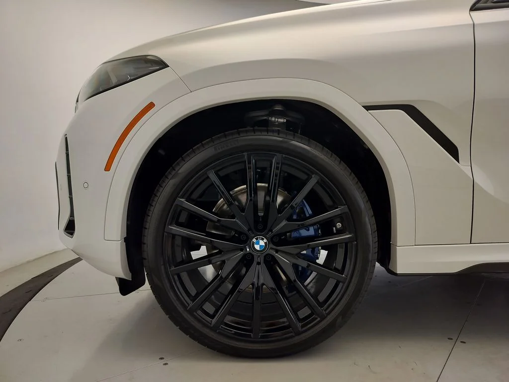 New 2027 Mineral White Metallic BMW xDrive40i image 5