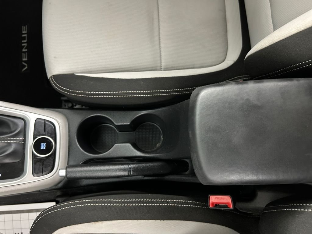 Used 2024 Blue Hyundai SEL image 23