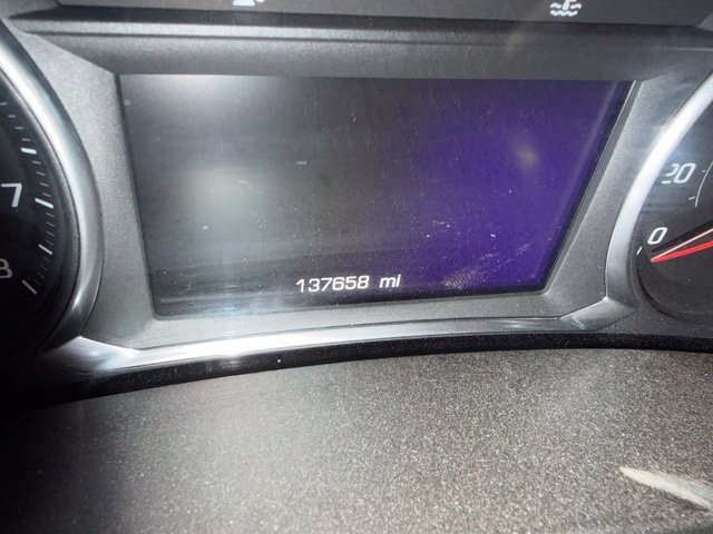 Used 2021 White Chevrolet LT image 6