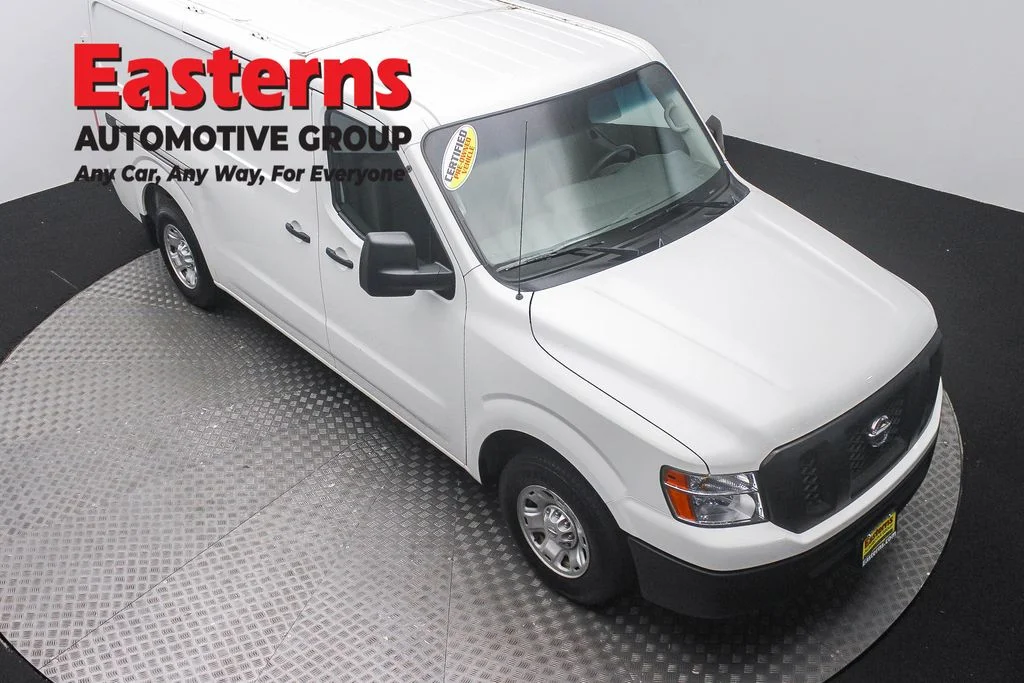 Used 2018 White Nissan SV image 3