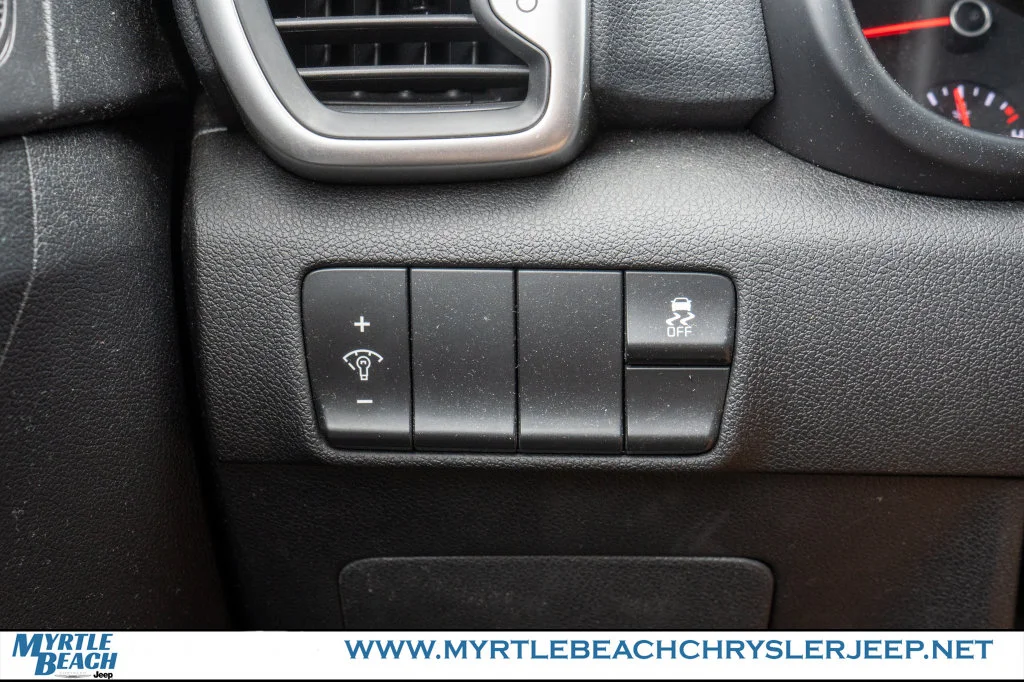 Used 2019 Pacific Blue Kia LX image 27