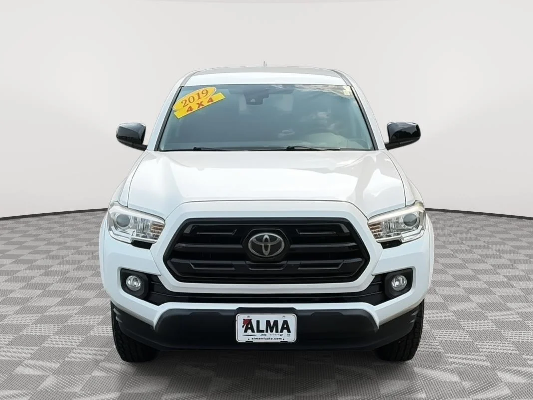 Certified Used 2019 Super White Toyota SR5 image 31