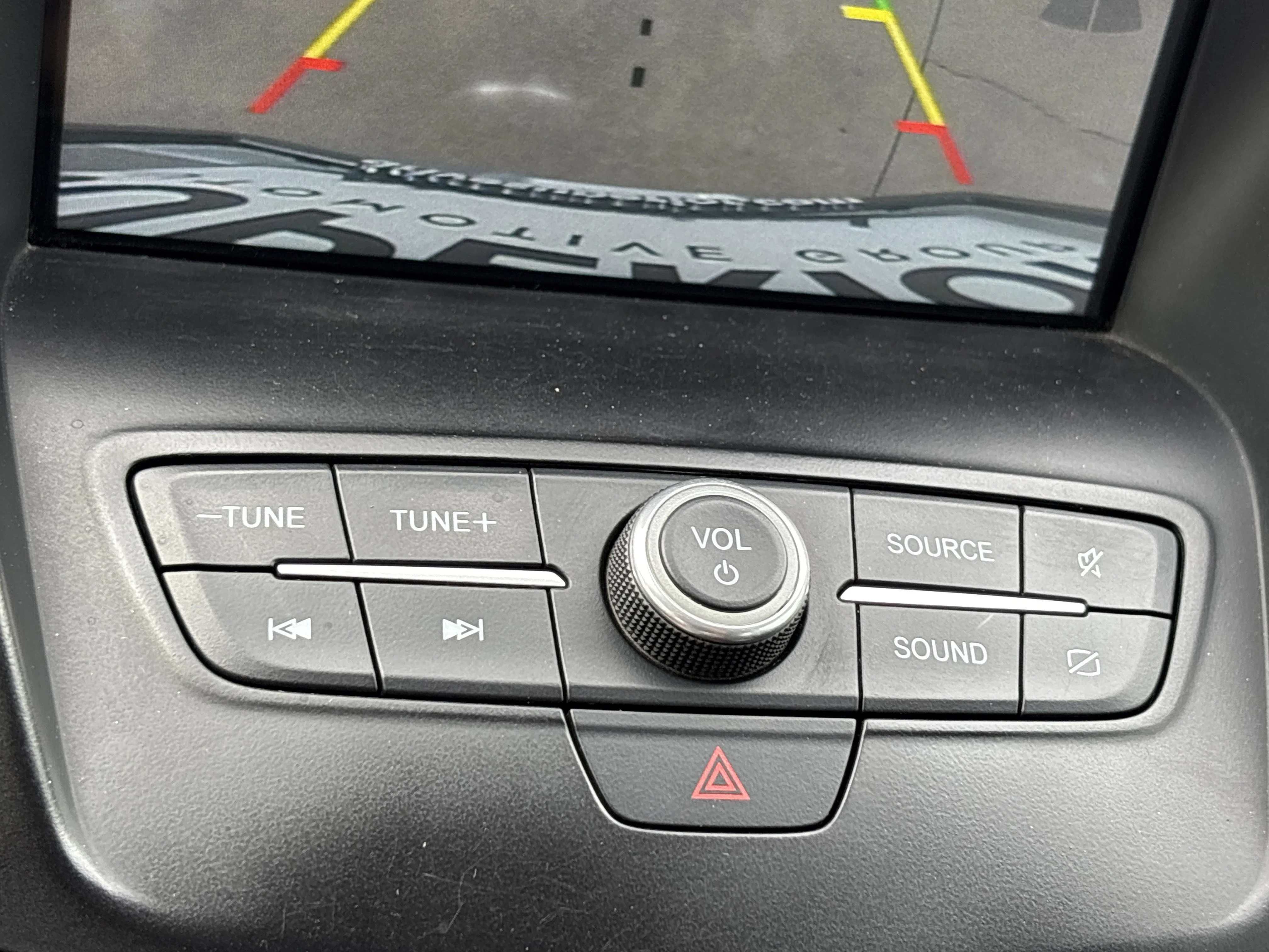 Used 2019 Ingot Silver Metallic Ford SEL image 34