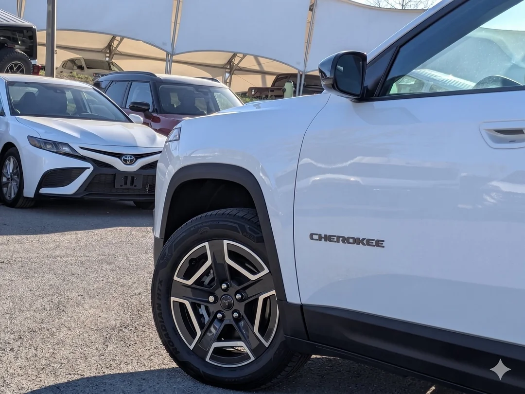 New 2026 White Jeep Limited - - 4x4 - Limited Pkg (23G) - Tech Group - Mopar Interior Protection Pkg & More! image 9
