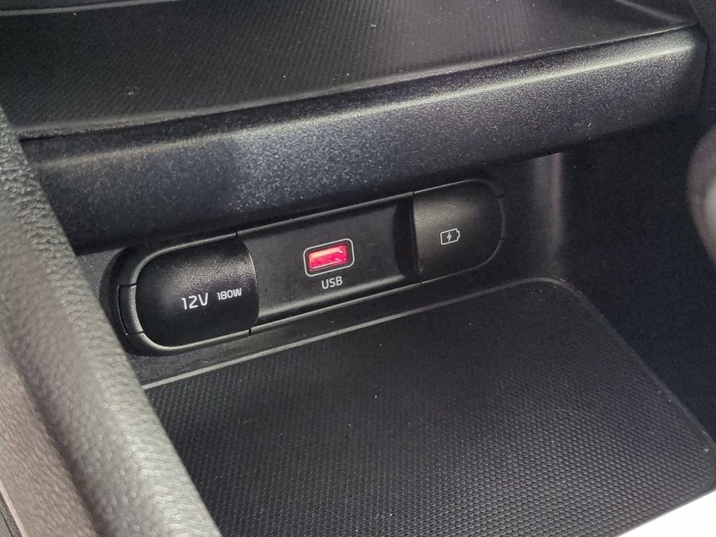 2024 Kia Forte LXS - Photo 23