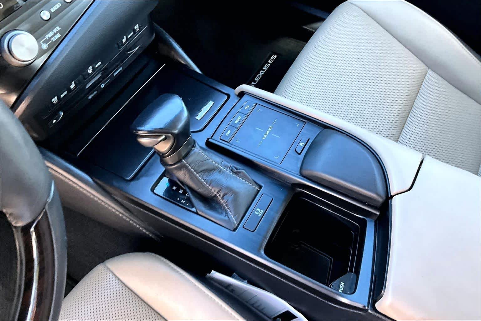 Used 2021 Nebula Gray Pearl Lexus  image 17