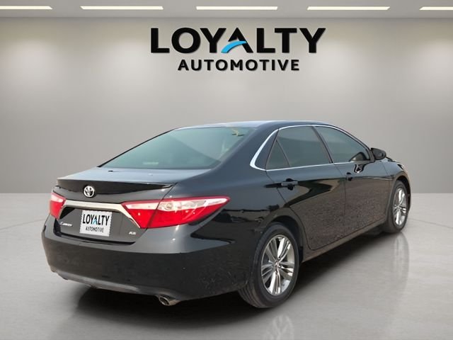 Used 2015 Black Toyota LE image 5