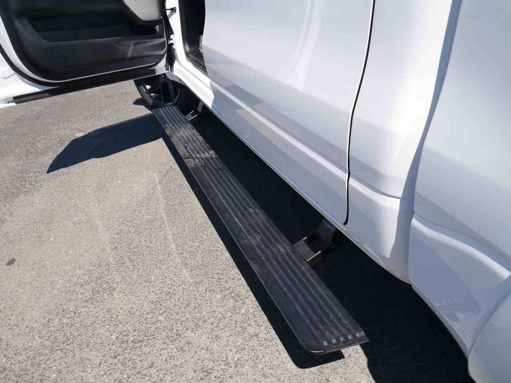 2026 RAM 1500 Laramie - Photo 15