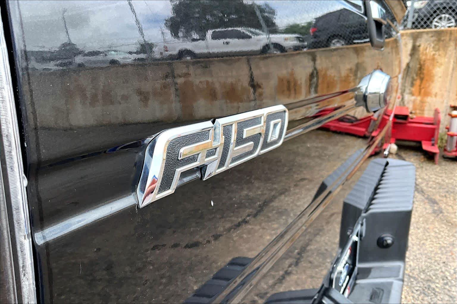 Used 2014 Tuxedo Black Metallic Ford XLT image 9