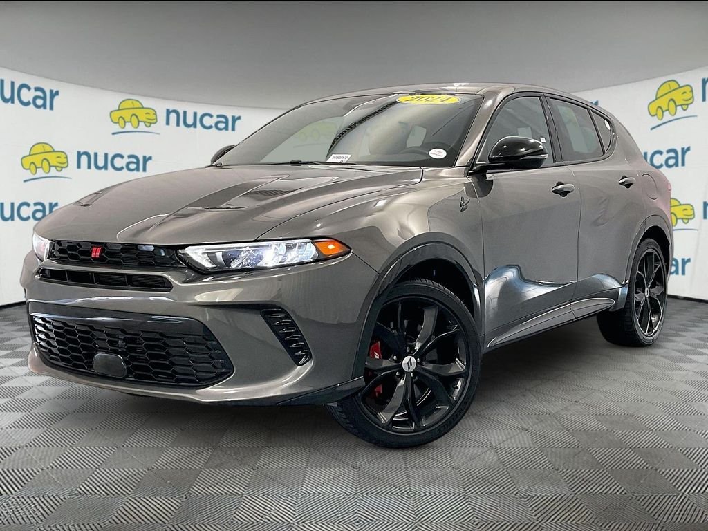 Used 2024 Gray Cray Dodge R/T image 3
