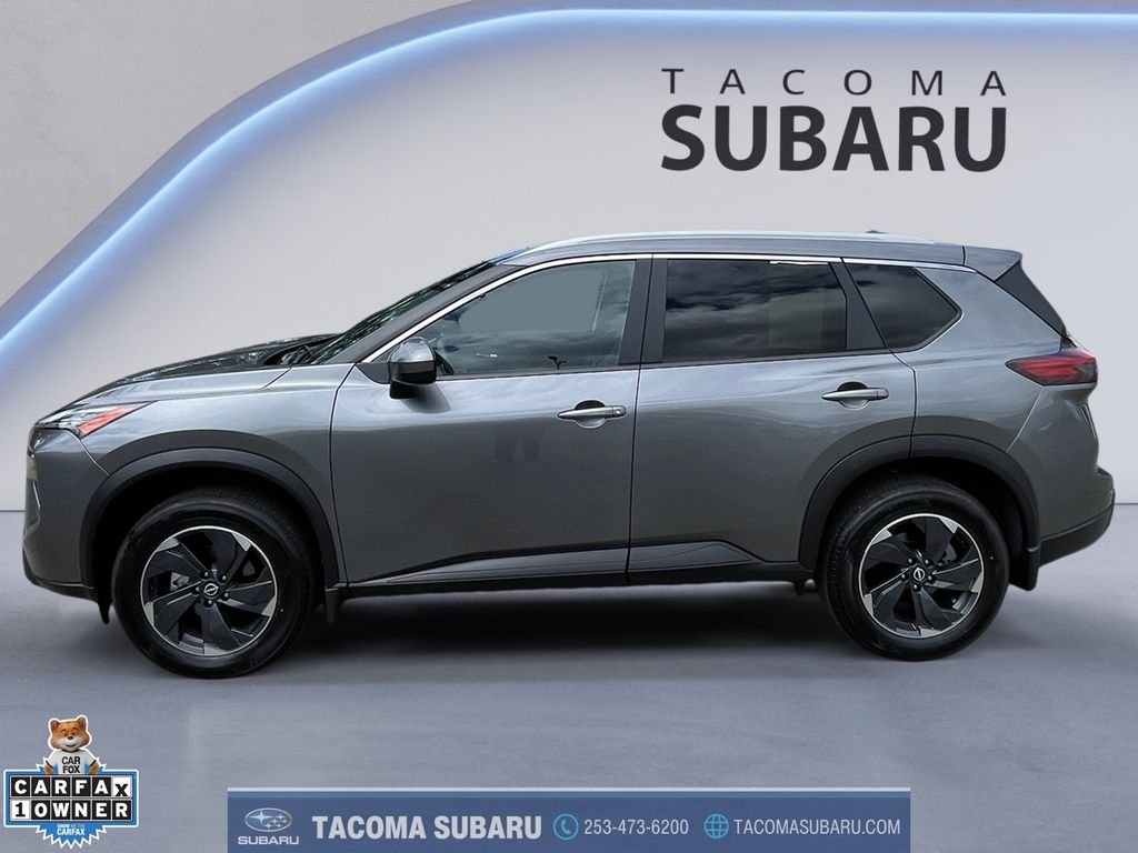 Used 2025 Gray Nissan SV image 2