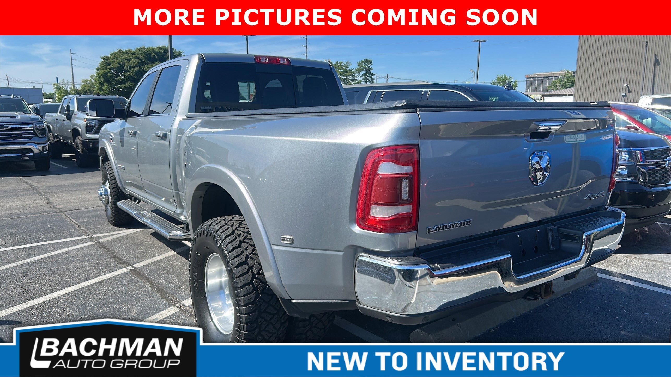 Used 2022 Billet Silver Metallic Clearcoat Ram Laramie image 5