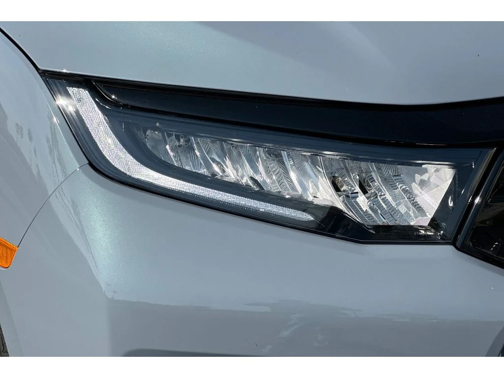 New 2026 Sonic Gray Pearl Honda Touring image 30