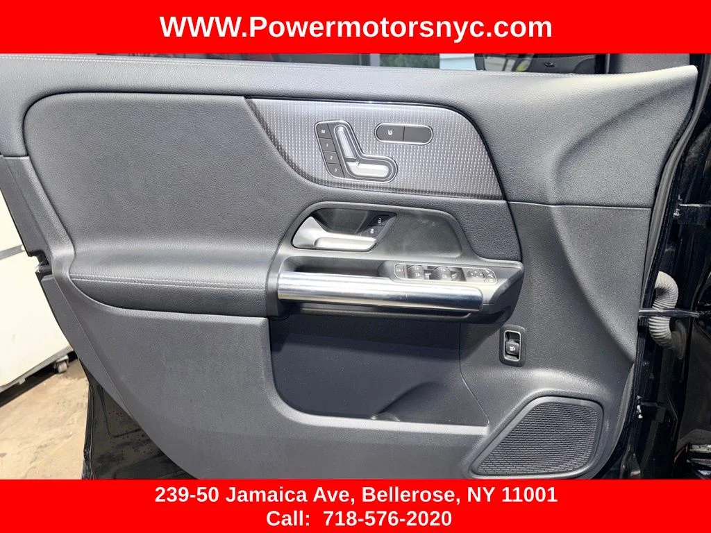 Used 2021 Black Mercedes-Benz GLA 250 image 34