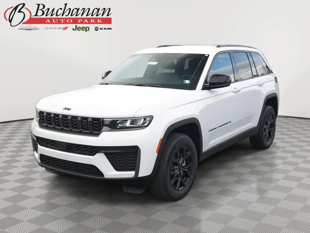 2026 Jeep Grand Cherokee Laredo Altitude