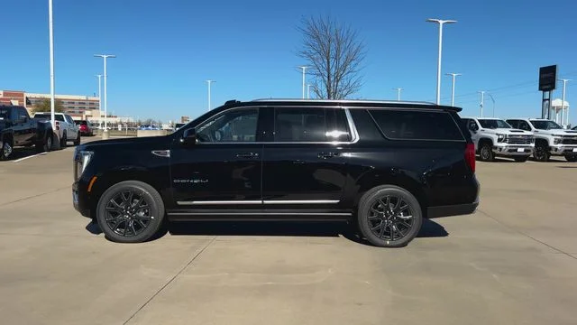 2026 GMC Yukon XL Denali - Photo 60