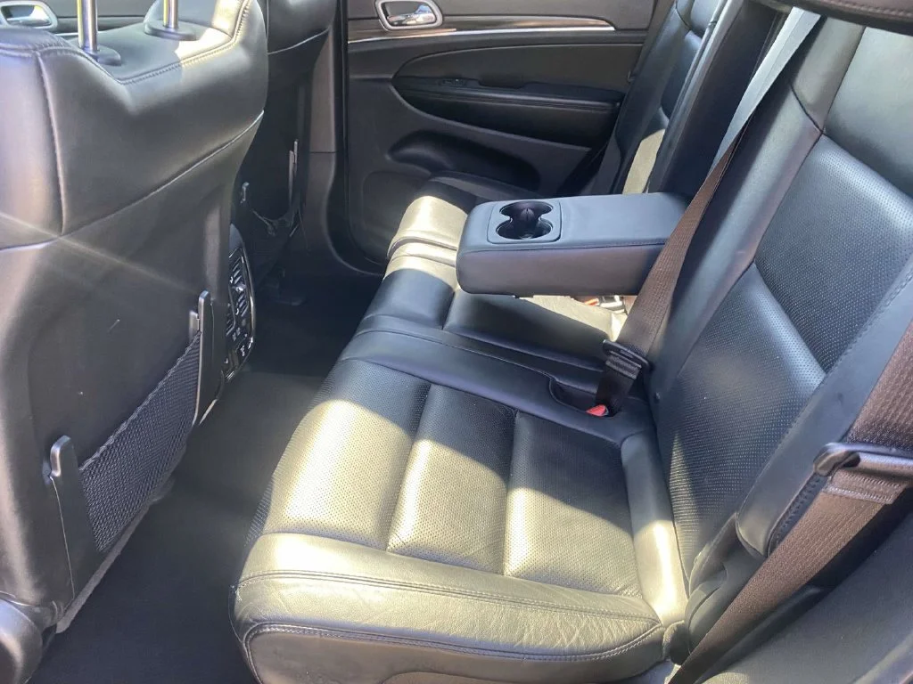 Certified Used 2020 Gray Jeep Limited image 15