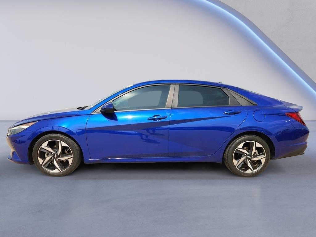 Used 2023 Intense Blue Hyundai SEL image 5