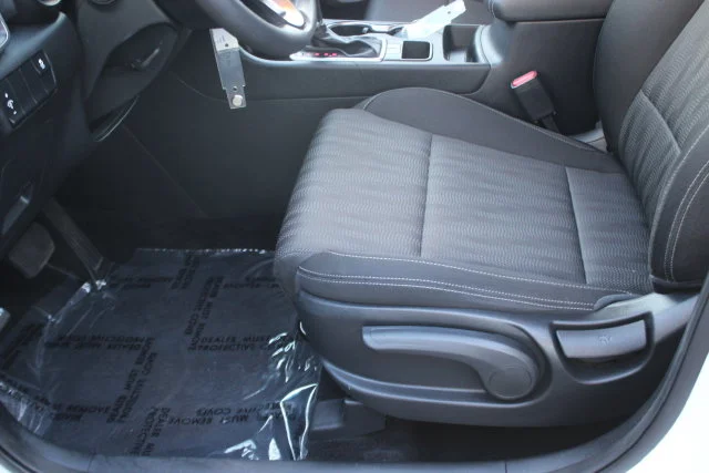 Used 2019 White Kia LX image 20