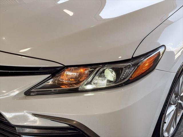 Certified Used 2024 ICE CAP Toyota  image 8