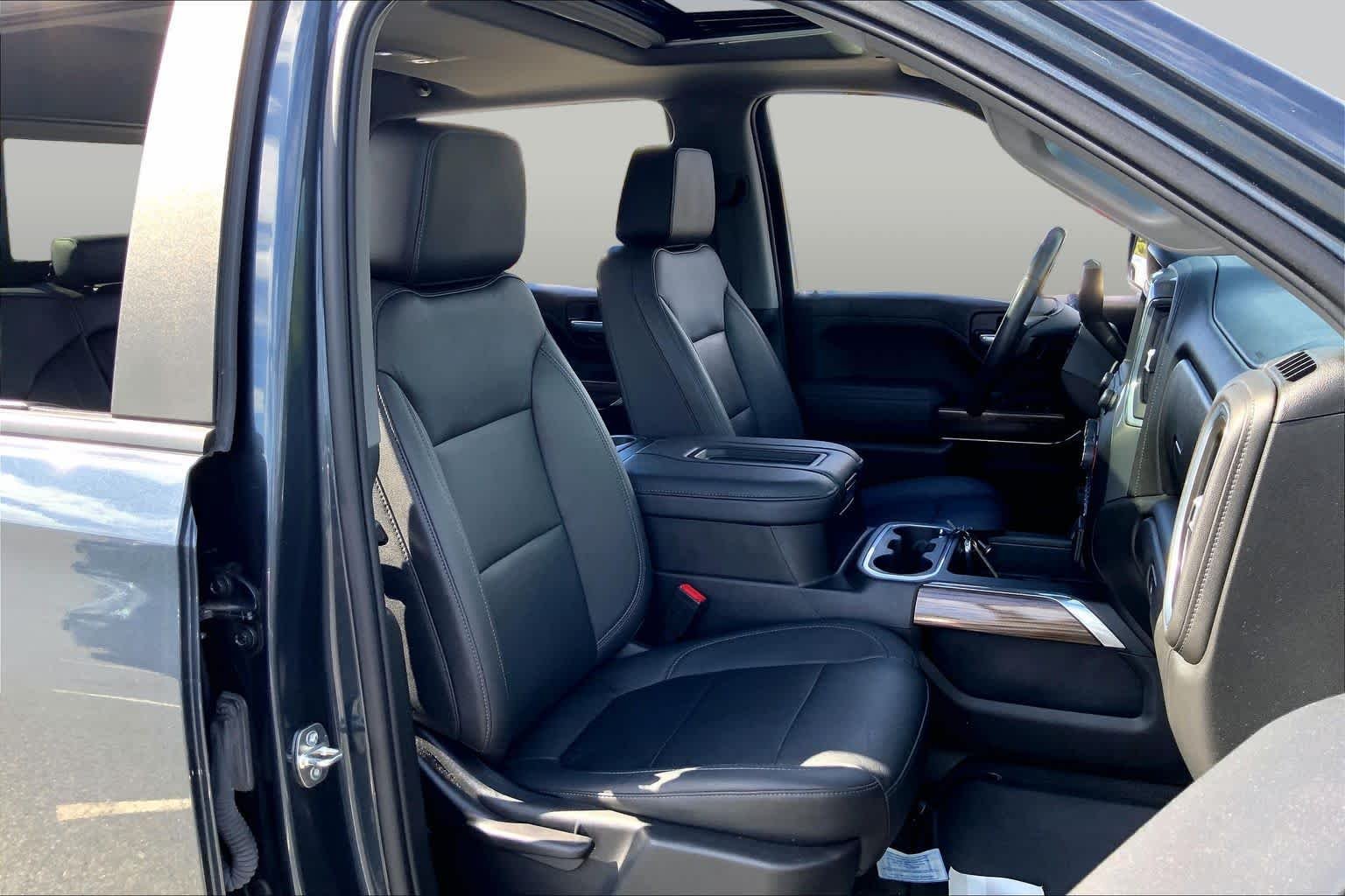 Used 2021 Shadow Gray Metallic Chevrolet LT Trail Boss image 9