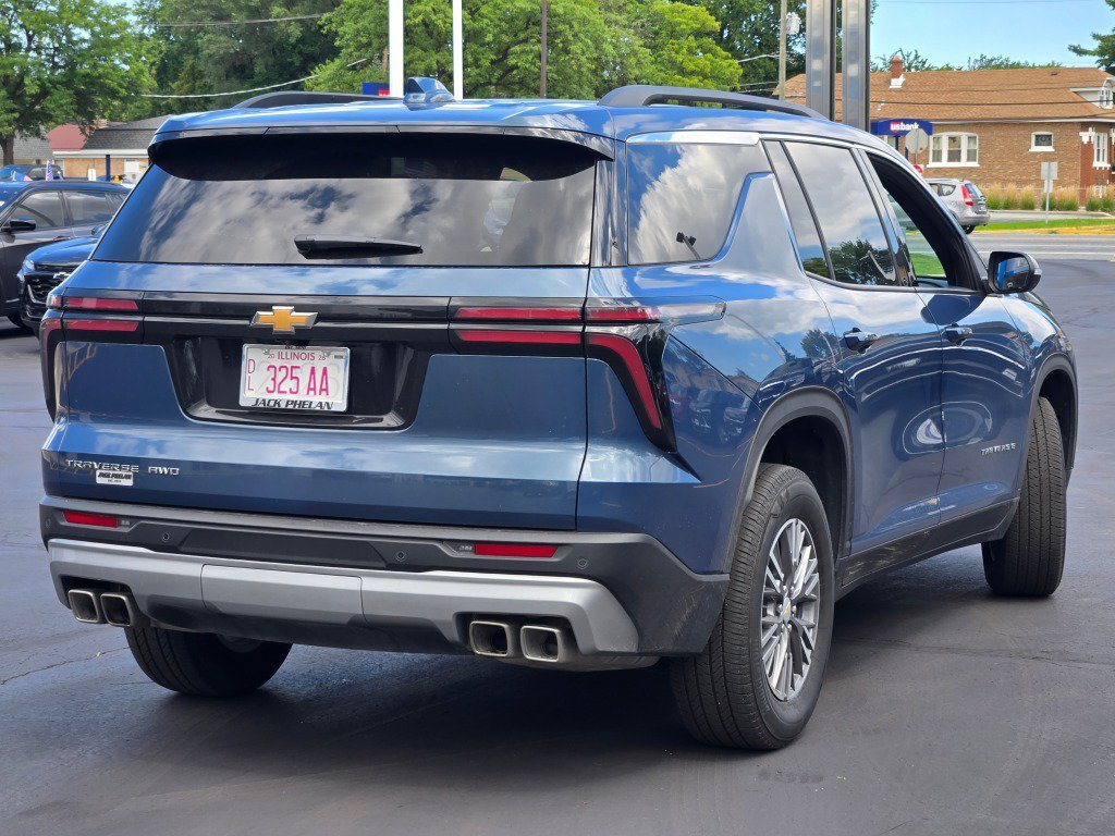 2026 Chevrolet Traverse LT - Photo 11