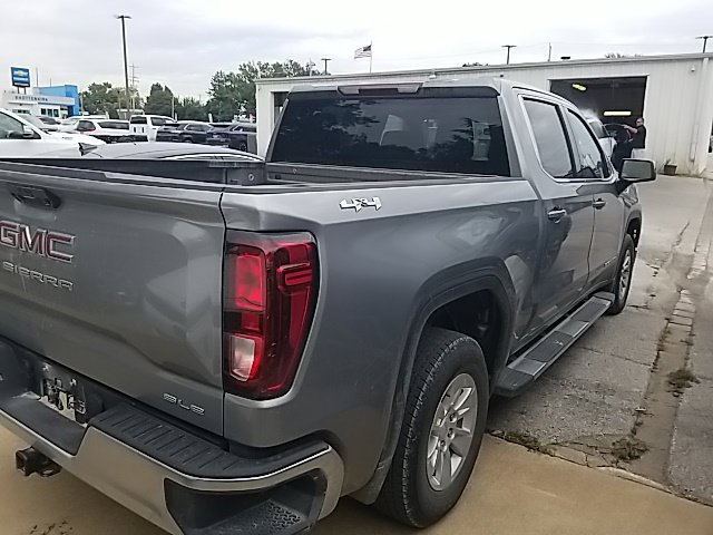 Used 2024 Sterling Metallic GMC SLE image 28
