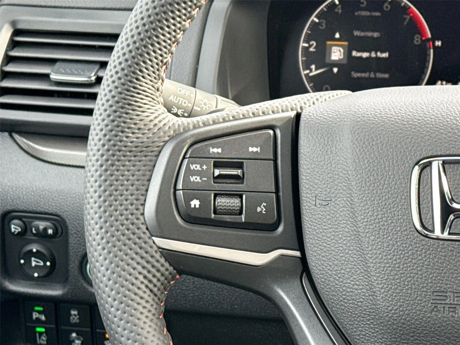 2026 Honda Ridgeline TrailSport - Photo 25