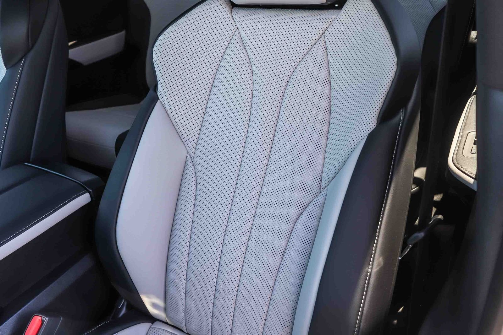 2026 Lexus TX 500h F-Sport Premium - Photo 32