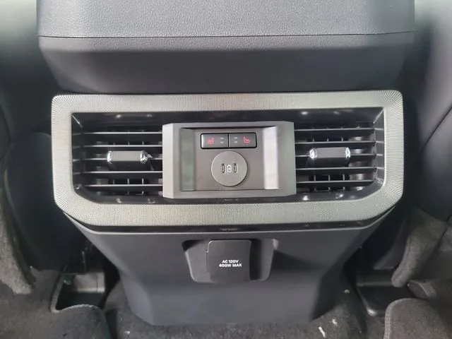 New 2026 White Metallic Ford Platinum image 16
