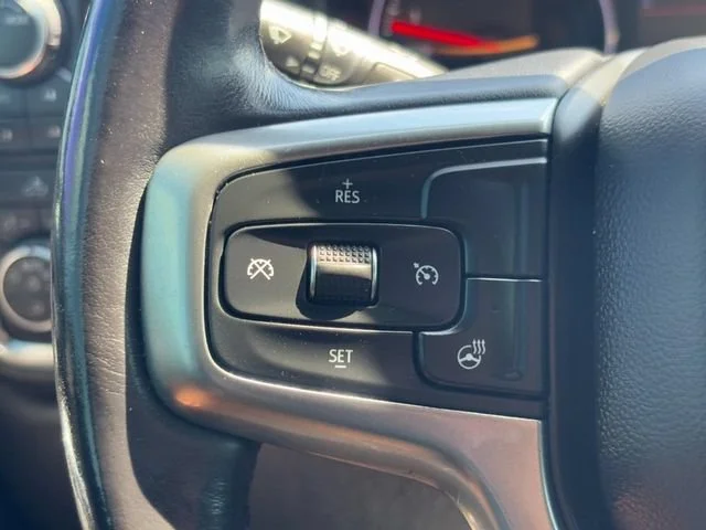 Used 2020 BLACK Chevrolet LT image 17